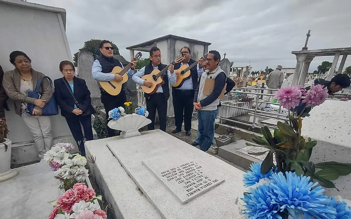 Se espera gran afluencia este 2 de noviembre en cementerios de Tampico y Ciudad Madero Juan Hernández (1)